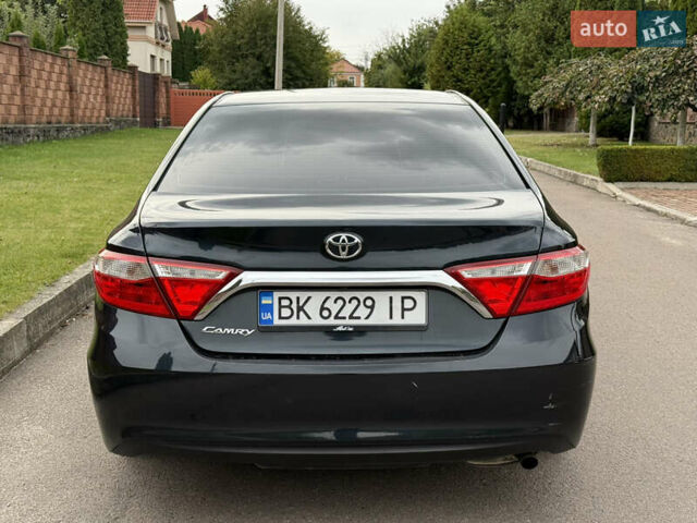 Синій Тойота Камрі, об'ємом двигуна 2.49 л та пробігом 205 тис. км за 13500 $, фото 4 на Automoto.ua