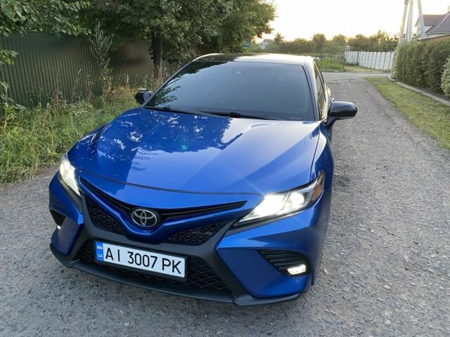 Тойота Камри 2017 в Василькове на Automoto.ua Синий Тойота Камри, объемом двигателя 2.5 л и пробегом 150 тыс. км за 16600 $, фото 17 на Automoto.ua