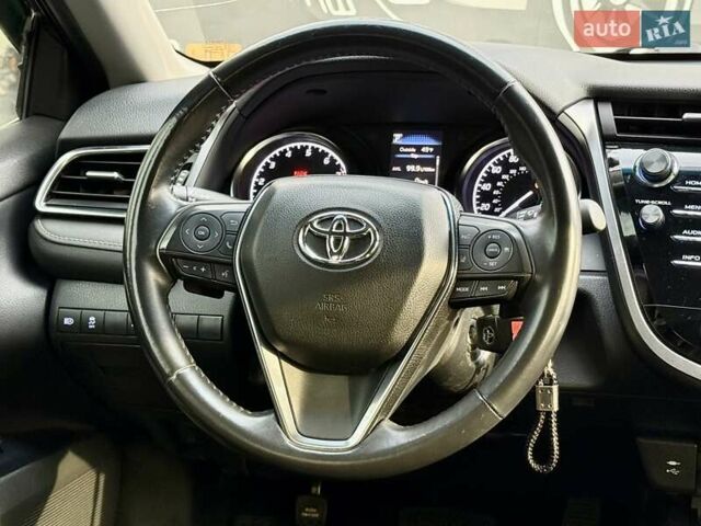 Синий Тойота Камри, объемом двигателя 2.49 л и пробегом 174 тыс. км за 18000 $, фото 14 на Automoto.ua