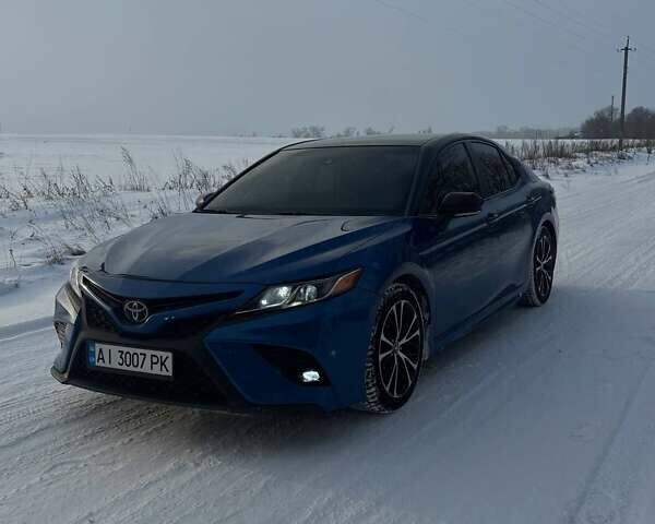 Синий Тойота Камри, объемом двигателя 2.49 л и пробегом 153 тыс. км за 18300 $, фото 4 на Automoto.ua