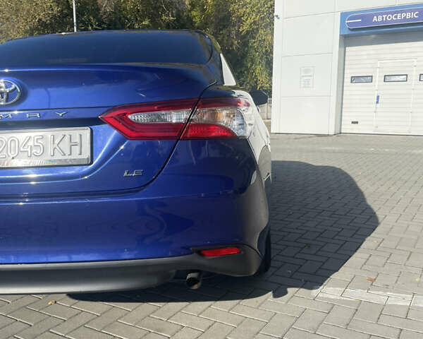 Синий Тойота Камри, объемом двигателя 2.49 л и пробегом 159 тыс. км за 18500 $, фото 12 на Automoto.ua