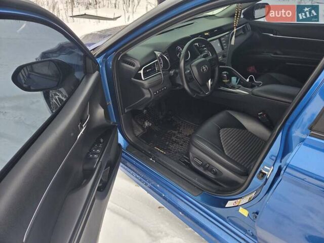 Синий Тойота Камри, объемом двигателя 2.49 л и пробегом 153 тыс. км за 18300 $, фото 10 на Automoto.ua