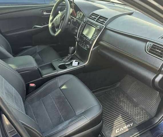 Синий Тойота Камри, объемом двигателя 2.5 л и пробегом 86 тыс. км за 14400 $, фото 2 на Automoto.ua