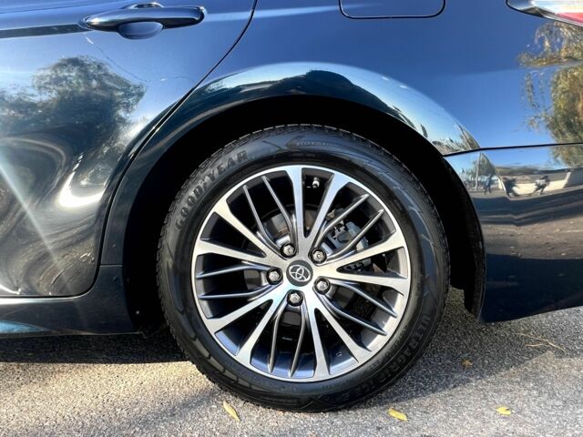 Синій Тойота Камрі, об'ємом двигуна 2.5 л та пробігом 124 тис. км за 23300 $, фото 5 на Automoto.ua