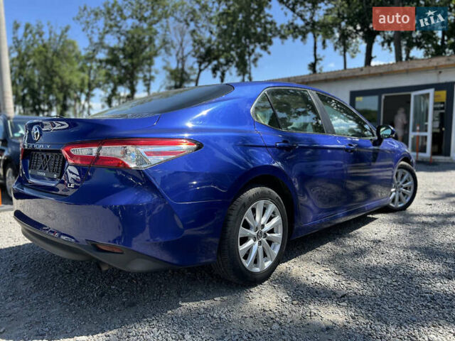Синий Тойота Камри, объемом двигателя 2.5 л и пробегом 200 тыс. км за 17000 $, фото 3 на Automoto.ua