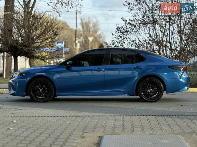 Синий Тойота Камри, объемом двигателя 2.49 л и пробегом 92 тыс. км за 15999 $, фото 1 на Automoto.ua