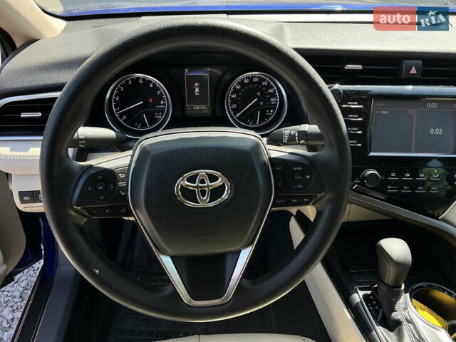Синий Тойота Камри, объемом двигателя 2.5 л и пробегом 200 тыс. км за 17000 $, фото 7 на Automoto.ua