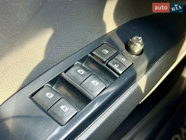 Синий Тойота Камри, объемом двигателя 2.49 л и пробегом 174 тыс. км за 18000 $, фото 21 на Automoto.ua