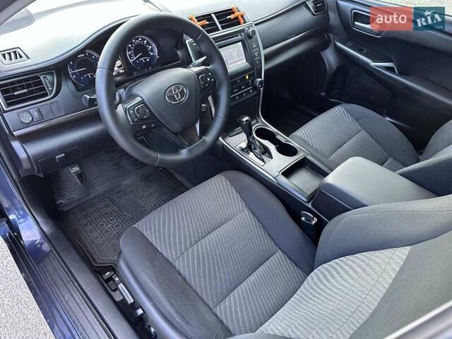 Синий Тойота Камри, объемом двигателя 2.5 л и пробегом 170 тыс. км за 12900 $, фото 18 на Automoto.ua