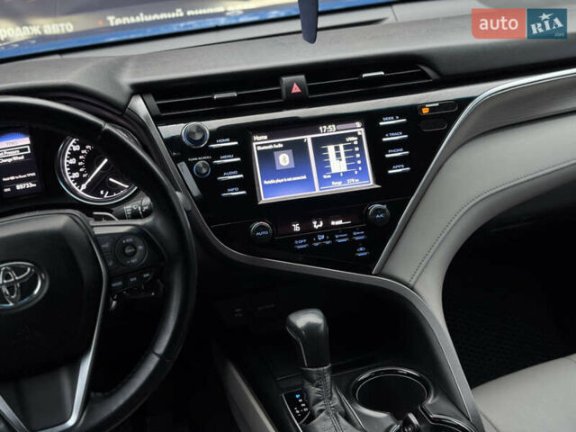 Синій Тойота Камрі, об'ємом двигуна 2.49 л та пробігом 90 тис. км за 18350 $, фото 31 на Automoto.ua