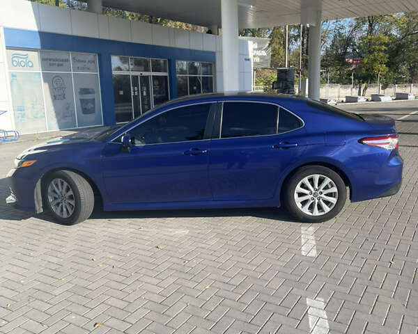Синий Тойота Камри, объемом двигателя 2.49 л и пробегом 159 тыс. км за 18500 $, фото 6 на Automoto.ua