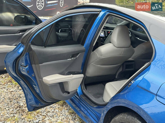 Синій Тойота Камрі, об'ємом двигуна 2.49 л та пробігом 90 тис. км за 18350 $, фото 19 на Automoto.ua