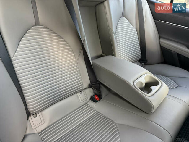 Синий Тойота Камри, объемом двигателя 2.49 л и пробегом 92 тыс. км за 15999 $, фото 9 на Automoto.ua