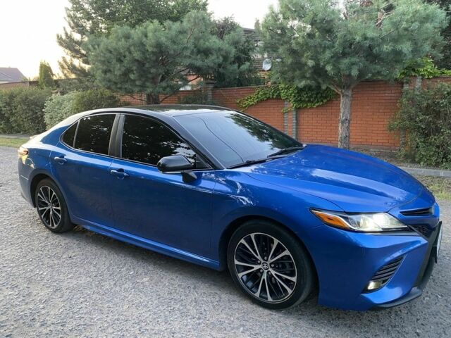 Тойота Камри 2017 в Василькове на Automoto.ua Синий Тойота Камри, объемом двигателя 2.5 л и пробегом 150 тыс. км за 16600 $, фото 5 на Automoto.ua