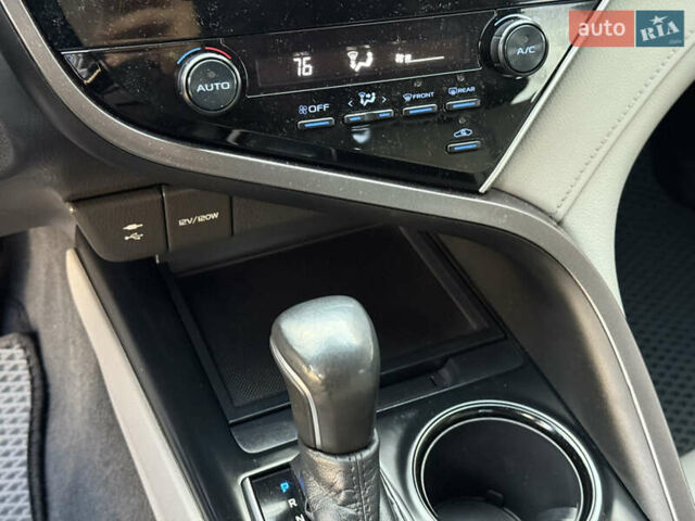 Синий Тойота Камри, объемом двигателя 2.49 л и пробегом 92 тыс. км за 15999 $, фото 47 на Automoto.ua