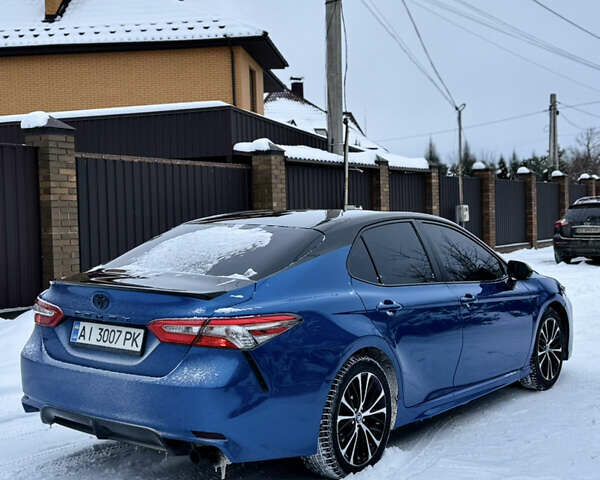 Синий Тойота Камри, объемом двигателя 2.5 л и пробегом 155 тыс. км за 19999 $, фото 4 на Automoto.ua