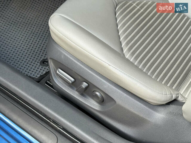 Синий Тойота Камри, объемом двигателя 2.49 л и пробегом 92 тыс. км за 15999 $, фото 37 на Automoto.ua