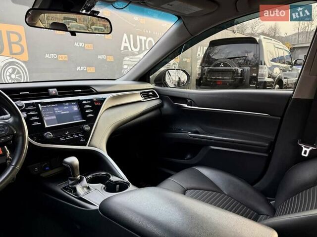 Синий Тойота Камри, объемом двигателя 2.49 л и пробегом 174 тыс. км за 18000 $, фото 13 на Automoto.ua