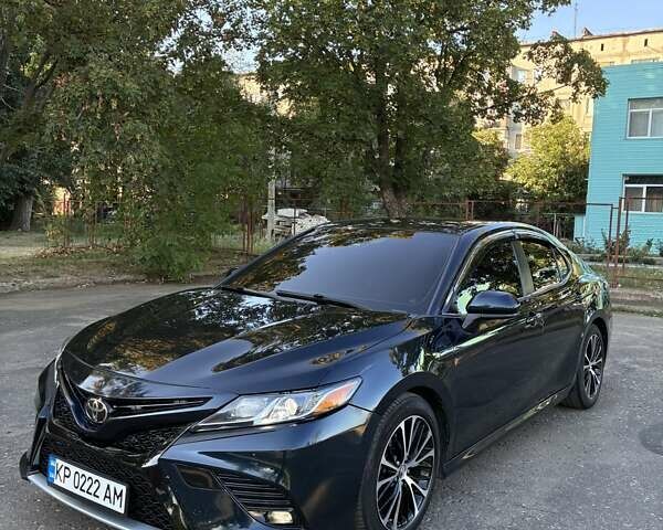 Синий Тойота Камри, объемом двигателя 2.49 л и пробегом 172 тыс. км за 18500 $, фото 2 на Automoto.ua