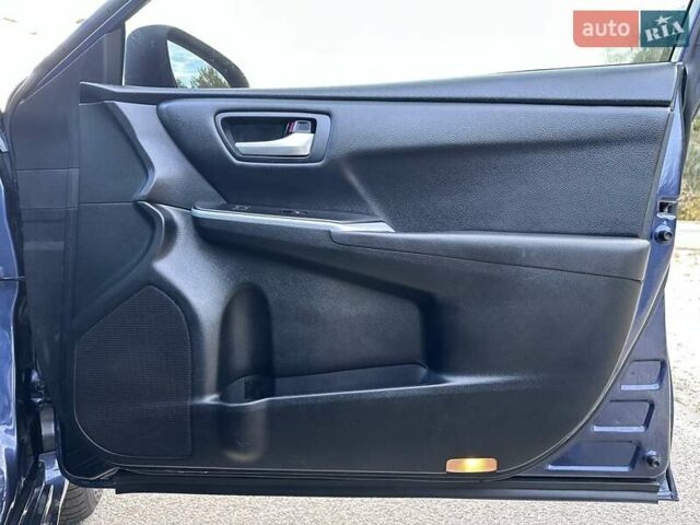 Синий Тойота Камри, объемом двигателя 2.5 л и пробегом 170 тыс. км за 12900 $, фото 22 на Automoto.ua