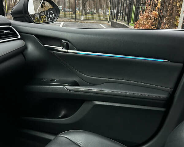 Синий Тойота Камри, объемом двигателя 2.49 л и пробегом 145 тыс. км за 26500 $, фото 13 на Automoto.ua