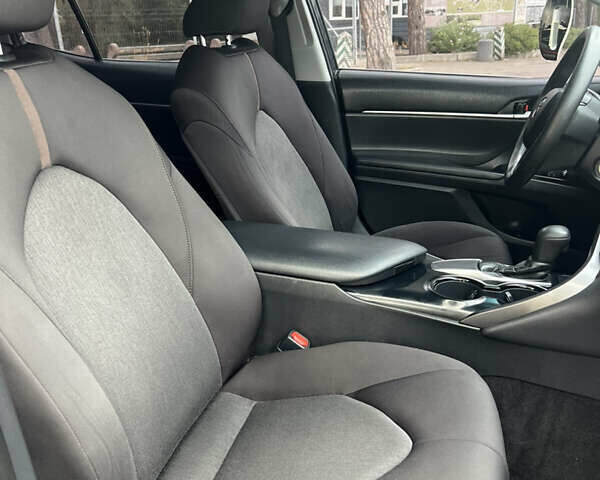 Синий Тойота Камри, объемом двигателя 2.49 л и пробегом 150 тыс. км за 18500 $, фото 37 на Automoto.ua