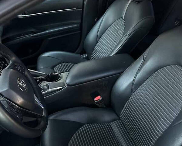 Синий Тойота Камри, объемом двигателя 2.49 л и пробегом 118 тыс. км за 19700 $, фото 3 на Automoto.ua