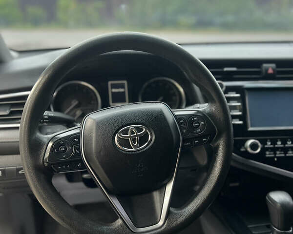 Синий Тойота Камри, объемом двигателя 2.49 л и пробегом 150 тыс. км за 18500 $, фото 48 на Automoto.ua