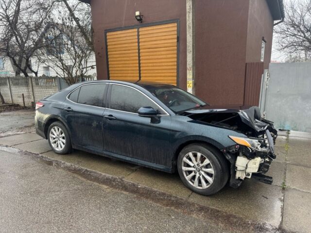 Синий Тойота Камри, объемом двигателя 2.5 л и пробегом 105 тыс. км за 9800 $, фото 1 на Automoto.ua