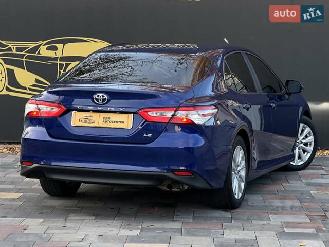 Синий Тойота Камри, объемом двигателя 2.49 л и пробегом 84 тыс. км за 18999 $, фото 3 на Automoto.ua