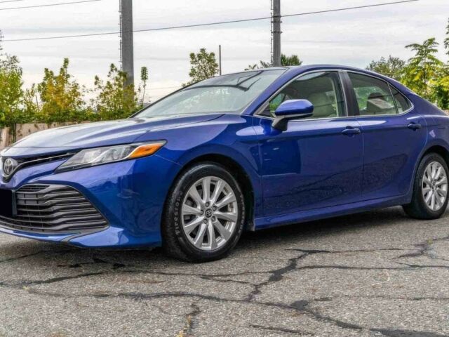 Синий Тойота Камри, объемом двигателя 2.5 л и пробегом 48 тыс. км за 11000 $, фото 2 на Automoto.ua