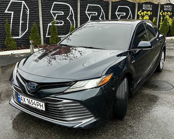 Синий Тойота Камри, объемом двигателя 2.49 л и пробегом 145 тыс. км за 26500 $, фото 1 на Automoto.ua