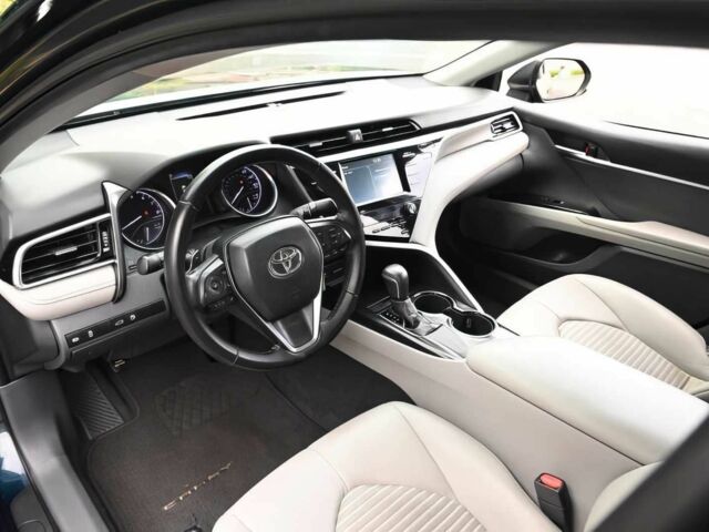 Синій Тойота Камрі, об'ємом двигуна 2.5 л та пробігом 40 тис. км за 11900 $, фото 11 на Automoto.ua