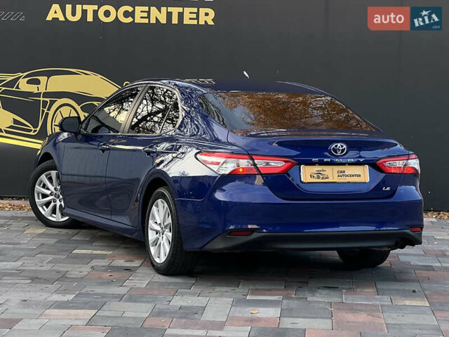 Синий Тойота Камри, объемом двигателя 2.49 л и пробегом 84 тыс. км за 18999 $, фото 4 на Automoto.ua