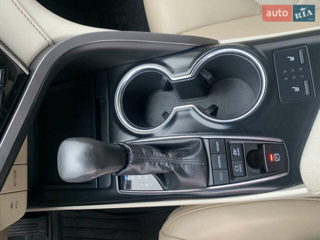Синий Тойота Камри, объемом двигателя 2.49 л и пробегом 85 тыс. км за 25500 $, фото 12 на Automoto.ua