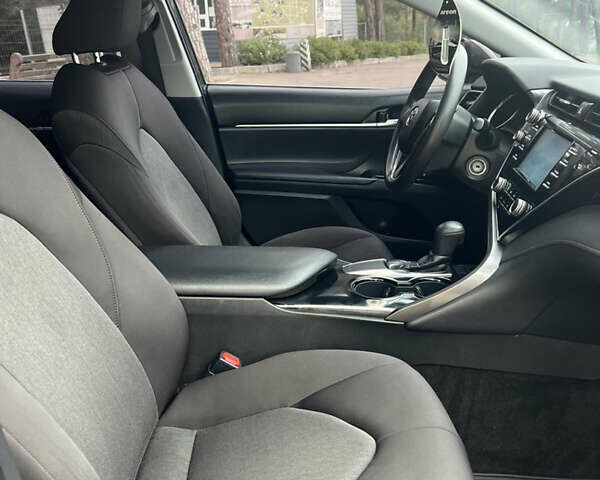 Синий Тойота Камри, объемом двигателя 2.49 л и пробегом 150 тыс. км за 18500 $, фото 35 на Automoto.ua