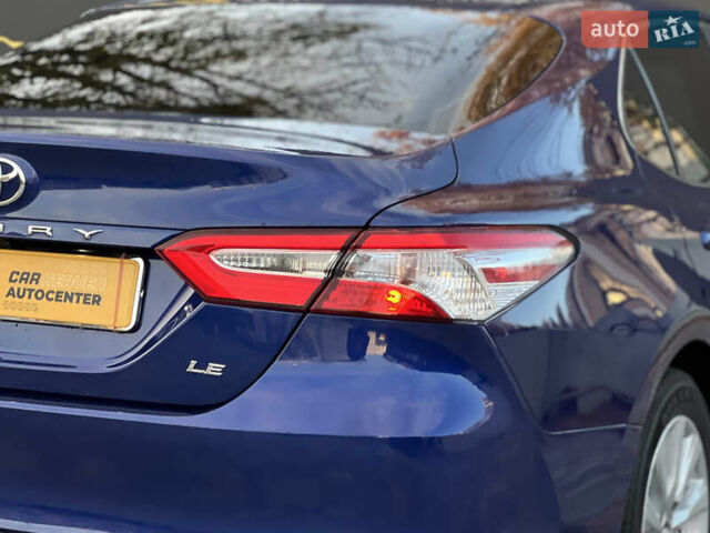 Синий Тойота Камри, объемом двигателя 2.49 л и пробегом 84 тыс. км за 18999 $, фото 8 на Automoto.ua