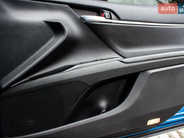 Синий Тойота Камри, объемом двигателя 2.49 л и пробегом 88 тыс. км за 21700 $, фото 53 на Automoto.ua