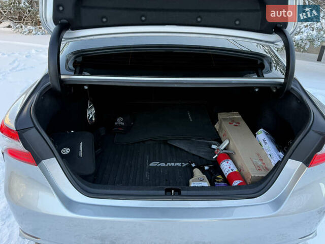 Синий Тойота Камри, объемом двигателя 2.49 л и пробегом 98 тыс. км за 20500 $, фото 1 на Automoto.ua