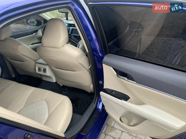 Синий Тойота Камри, объемом двигателя 2.49 л и пробегом 85 тыс. км за 25500 $, фото 5 на Automoto.ua