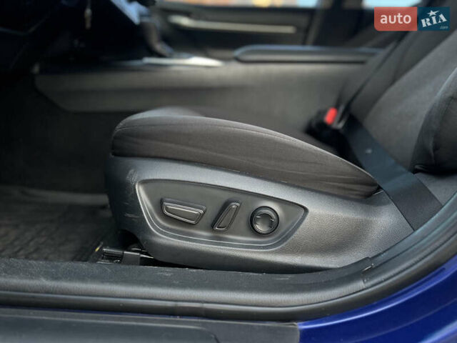 Синий Тойота Камри, объемом двигателя 2.49 л и пробегом 84 тыс. км за 18999 $, фото 32 на Automoto.ua