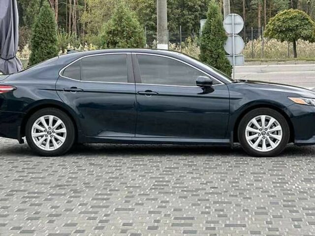 Синий Тойота Камри, объемом двигателя 2.5 л и пробегом 55 тыс. км за 17600 $, фото 3 на Automoto.ua
