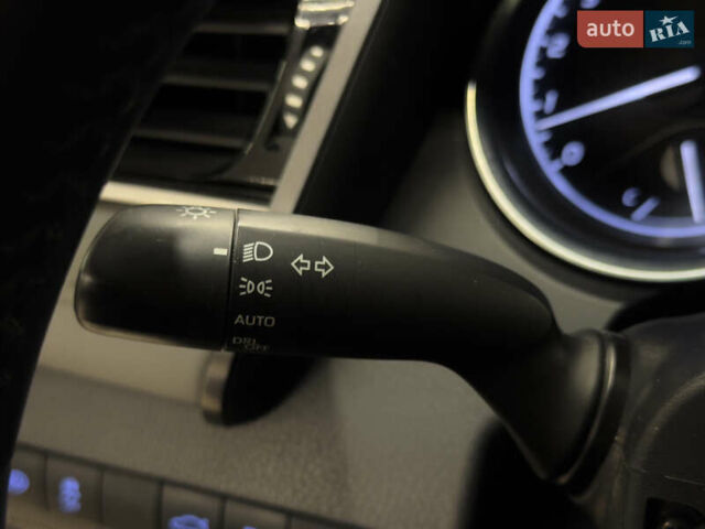 Синий Тойота Камри, объемом двигателя 2.49 л и пробегом 108 тыс. км за 18959 $, фото 30 на Automoto.ua