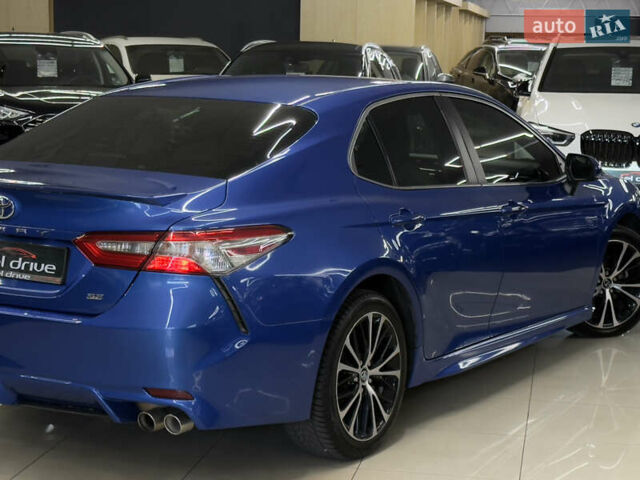 Синий Тойота Камри, объемом двигателя 2.49 л и пробегом 108 тыс. км за 18959 $, фото 8 на Automoto.ua