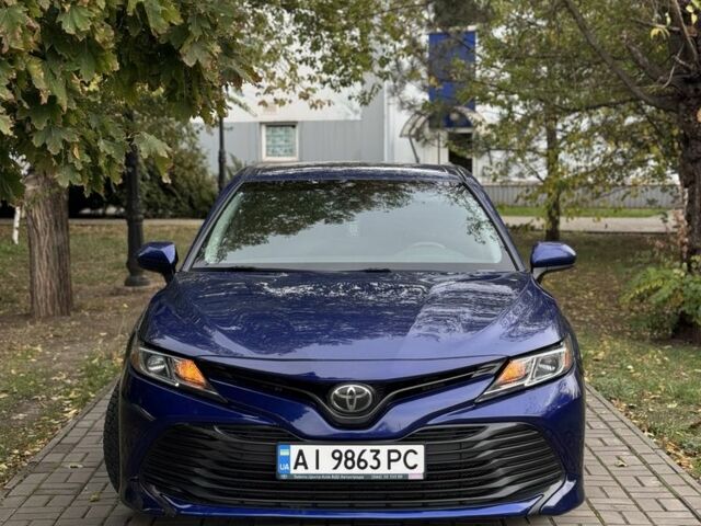 Синий Тойота Камри, объемом двигателя 2.5 л и пробегом 99 тыс. км за 16800 $, фото 1 на Automoto.ua