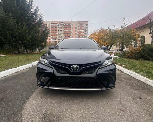 Синій Тойота Камрі, об'ємом двигуна 2.49 л та пробігом 140 тис. км за 19000 $, фото 10 на Automoto.ua