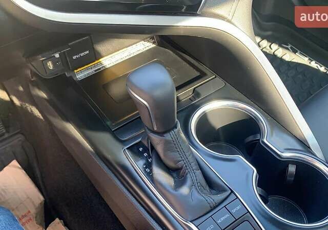 Синій Тойота Камрі, об'ємом двигуна 3.46 л та пробігом 13 тис. км за 31700 $, фото 9 на Automoto.ua