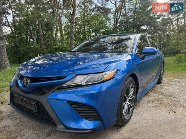 Синій Тойота Камрі, об'ємом двигуна 2.49 л та пробігом 33 тис. км за 20949 $, фото 3 на Automoto.ua