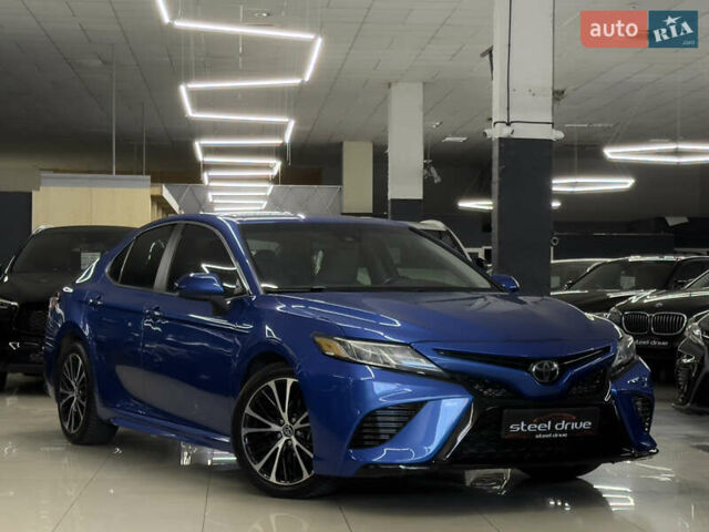 Синий Тойота Камри, объемом двигателя 2.49 л и пробегом 108 тыс. км за 18959 $, фото 5 на Automoto.ua