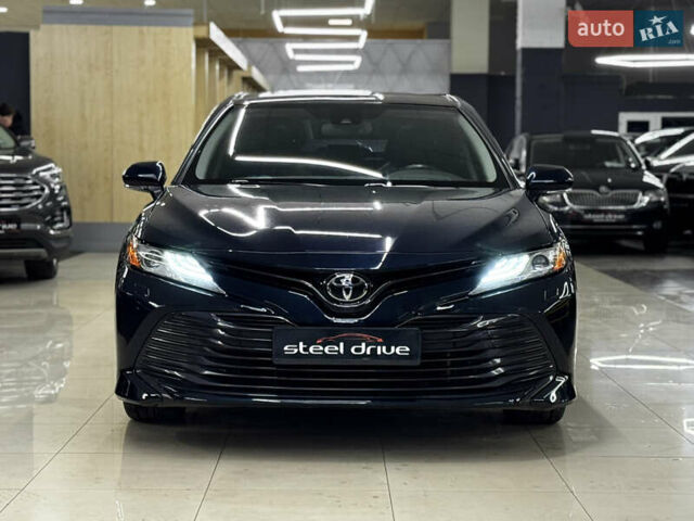 Синій Тойота Камрі, об'ємом двигуна 2.49 л та пробігом 81 тис. км за 20999 $, фото 2 на Automoto.ua